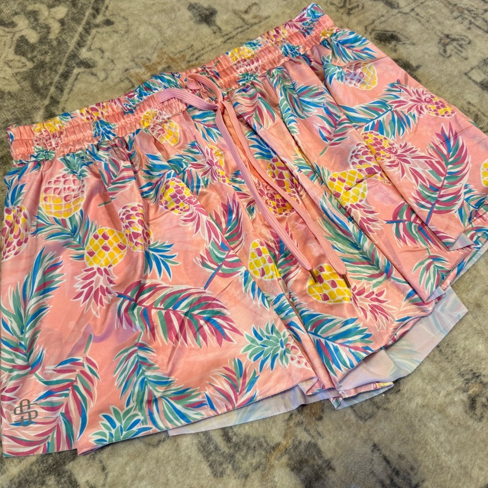 Simply Southern tropical pineapple print shorts